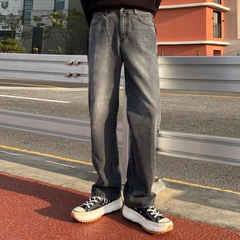 Grey Washed Jeans, Grey Jeans Outfit, Gray Denim Pants, Tomboy Fits, Straight Jeans Outfit, Grey Jeans Men, Dark Grey Jeans, Jeans Outfit Men, Pants Outfit Men