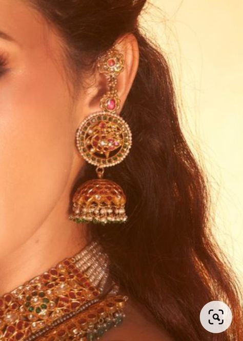 Champaswaralu Designs Diamond, Kundan Jhumka Earrings Gold, Kundan Buttalu Gold Earrings, Traditional Kundan Earrings, Maatilu Designs, Maatilu Designs Gold, Mattal Jhumka, Kundan Buttalu, Matilu Designs Gold