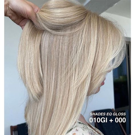 Cream Blonde Hair, Beige Blonde Hair Color, Blonde Toner, Beige Blonde Hair, Beige Blond, Yellow Blonde, Beige Hair, Neutral Blonde, Hair Color Formulas