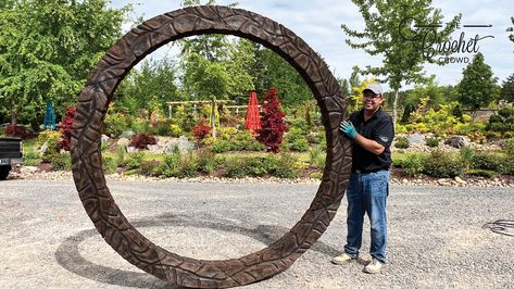 Diy Moon Gate Garden, The Crochet Crowd, Moon Gate, Driveway Entrance, Building A Pergola, Crochet Crowd, Diy Trellis, Landscaping Inspiration, Chinese Garden