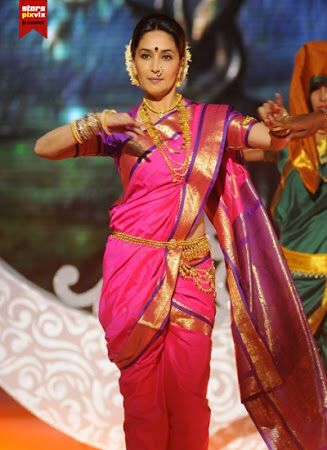 Lavani dance Lavani Dance, Marathi Mulgi, Marathi Saree, Kashta Saree, Nauvari Saree, Saree Wearing Styles, Saree Wearing, Fashion Reference, Indian Fashion Saree