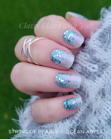 Classy Claws with Jodi on Instagram: "@colorstreet we need these two on a permanent basis! I need 15 more of each 😍! . . OMG YA'LL... drooling 🤤 . String of Pearls Ocean Abyss . March subscription box . It was so difficult to choose my favorite nailfies. The color shift in String of Pearls is breathtaking. . #colorstreet #BeBrilliant #BeColorful #BeColorstreet #colorstreetstylist #colorstreetgoldstylist #colorplay #stringofpearls #OceanAbyss #colorstreetlife #colorstreetnails" Ocean Abyss, Box Nails, Colorstreet Combos, Beach Nail Designs, Nail String, Mani Ideas, Nail Color Combos, Nails Beautiful, French Nail Art