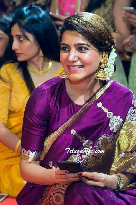 Samantha Blouse Designs, Banaras Blouse Designs, Banaras Blouse, Latest Model Blouse Designs, Samantha Ruth, Wedding Blouse Designs, Blouse Designs Indian, Silk Saree Blouse Designs, Saree Designs Party Wear