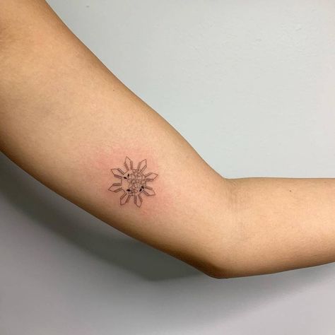 Sampaguita Tattoo, Philippines Nature, Philippines Tattoo, Filipino Sun, Island Tattoo, Lego Wallpaper, Filipino Tattoos, Small Pretty Tattoos, Sun Tattoos