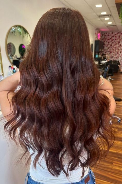 Brown Copper Long Waves Hair With Red Undertones, Brown Hair With Red Undertones, Dark Brown Hair With Red, Copper Hair Ideas, Brown Hair With Red, Cowboy Copper Hair, Cowboy Copper, Brown Hair Shades, Red Brown Hair