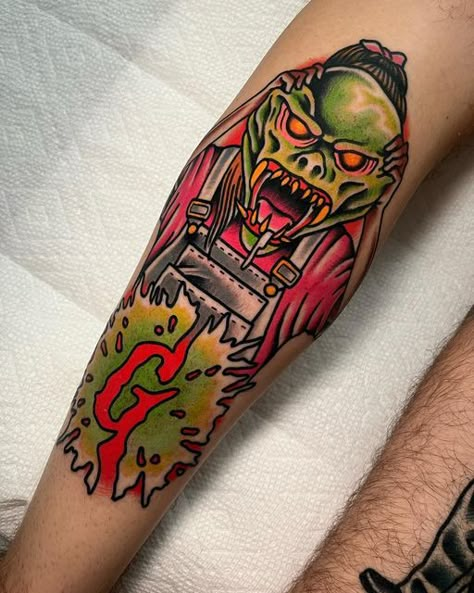 Horror American Traditional Tattoo, Horror Movie Tattoos Ideas, Goosebumps Tattoo, Scary Movie Tattoos, Rob Tattoo, Horror Sleeve, Fake Skin Tattoo, Pop Culture Tattoos, Fandom Tattoos