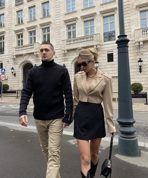 Couple Fashion Matching Classy, Autumn Couple Outfit, Couple Old Money Style, Couple Elegant Outfits, Classy Couple Outfits, Couple Matchy Outfits, Old Money Couple Outfits, Couple Fashion Matching, Formal Couple Outfits