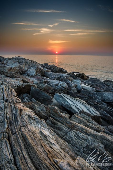 Sunrise at The Marginal Way Ogunquit Beach by PhilAlexPhotography Rye Beach, Ogunquit Beach, New England Usa, Maine Photography, Camping Experience, Pretty Places, New Hampshire, Amazing Nature, Nature Photos