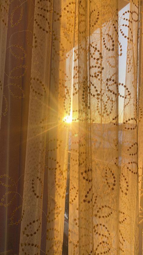 Apollo Cabin, Aesthetic Sun, Moon In Leo, Sun Aesthetic, Fairy Aesthetic, Gold Aesthetic, Golden Sun, Sunset Aesthetic, Sun Is Shining