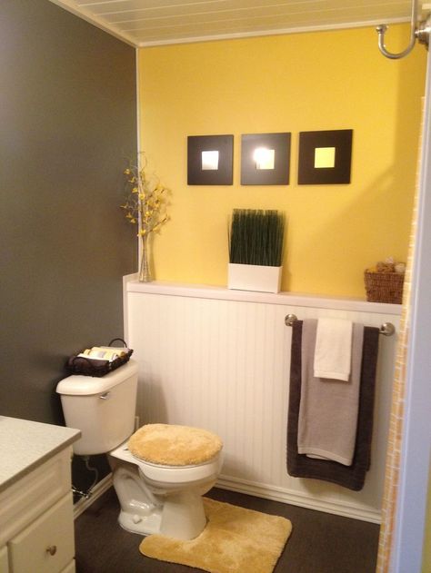 yellow bathroom decor Yellow Bathroom Walls, Yellow Grey Bathroom, Bathroom Wall Colors, Contemporary Toilet, Yellow Bathroom Decor, Gray And White Bathroom, Gray Bathroom Decor, White Bathroom Decor, Grey Bathroom Vanity