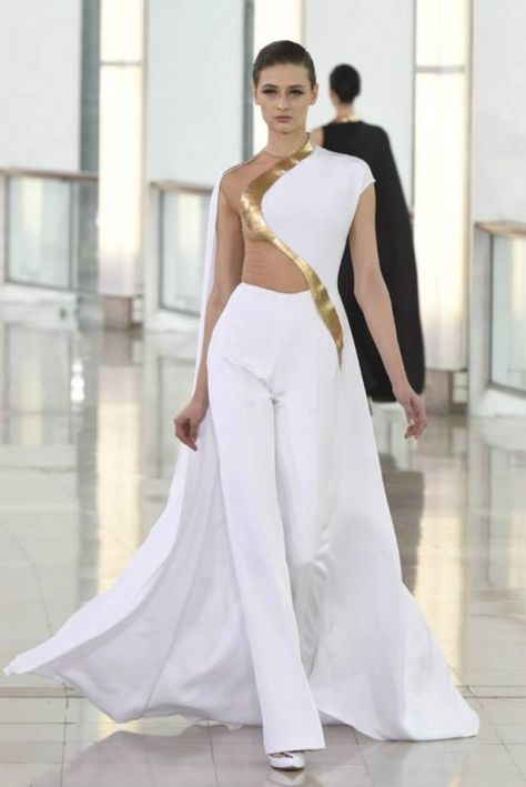 10941442_964719100206803_5596427113421499985_n-500x748 Couture 2015, Mode Glamour, Mode Tips, Bridal Jumpsuit, Stephane Rolland, Spring Couture, Moda Vintage, Fashion Images, Mode Style