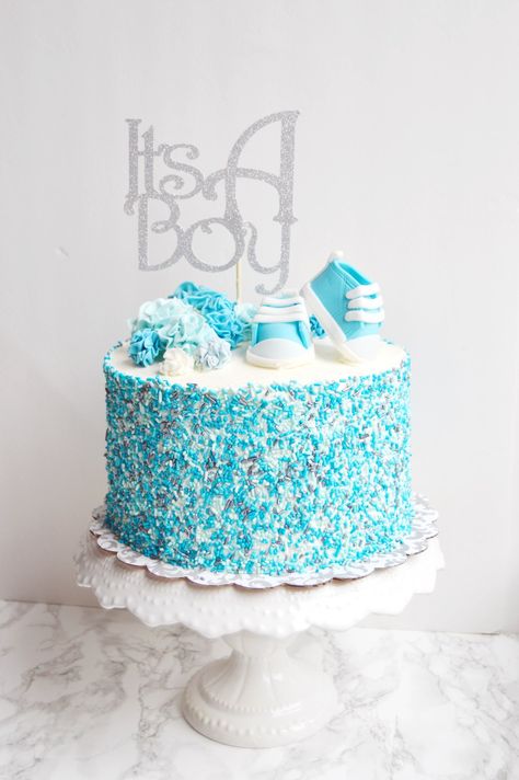 Baby Shower Kuchen, Baby Boy Cupcakes, Baby Boy Sprinkle, Elaborate Cakes, Pastel Baby Shower, Cupcakes For Boys, Sprinkle Shower, Baby Shower Cakes For Boys, Boy Cake