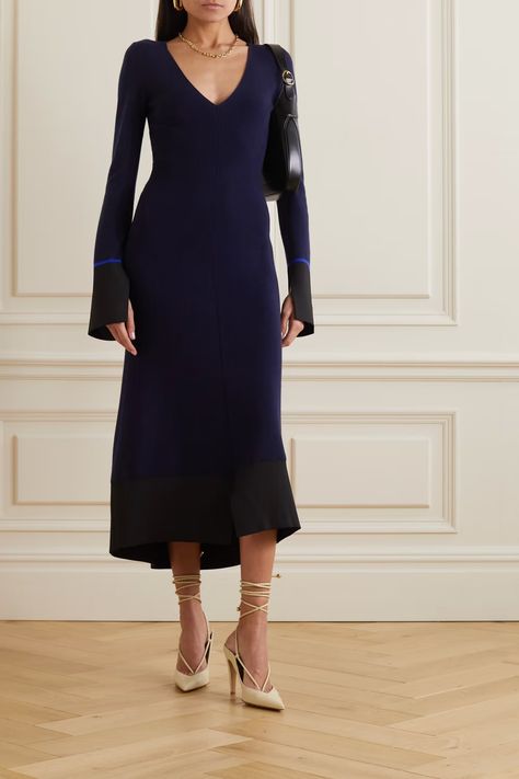 Victoria Beckham Dress, Tailored Clothes, Chic Skirts, Knitwear Fashion, Luxury Women Fashion, Victoria Dress, Business Dresses, Blue Midi Dress, Royal Fashion