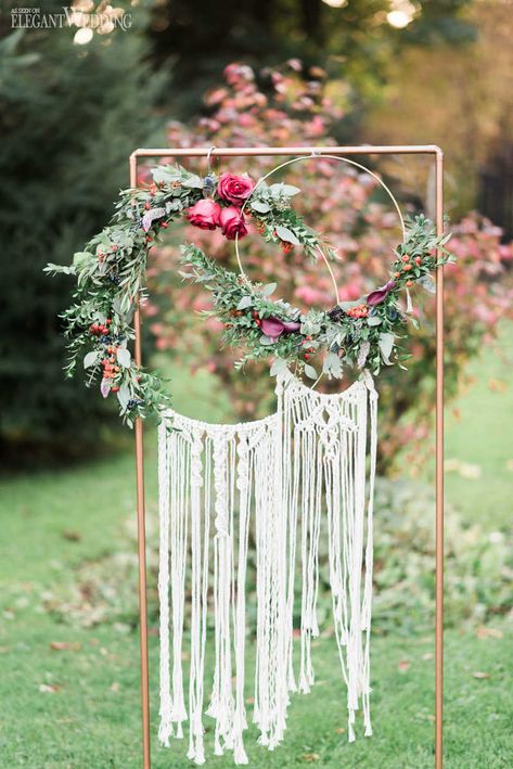 Dream Catcher Wedding Decor, Copper Wedding Decor, Dream Catcher Wedding, Vibrant Wedding, Rustic Wedding Decorations, Color Concept, Colorful Wedding Flowers, Bohemian Wedding Decorations, Macrame Wedding