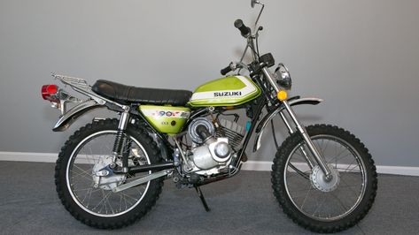 Motos Scrambler, Suzuki Bike, Vintage Trail, Sport Motorcycles, Suzuki Motorcycles, Dirt Motorcycle, Moto Scrambler, Suzuki Bikes, Dual Sport Motorcycle