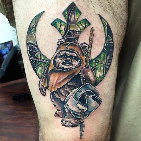 I WANT THIS!!!! ewok star wars tattoo-11 Sci Fi Tattoos, Ewok Tattoo, Star Wars Tattoo Sleeve, Themed Tattoos, Detailed Tattoo, Star Wars Tattoo, Star Wars Wallpaper, Disney Tattoos, Star Tattoos