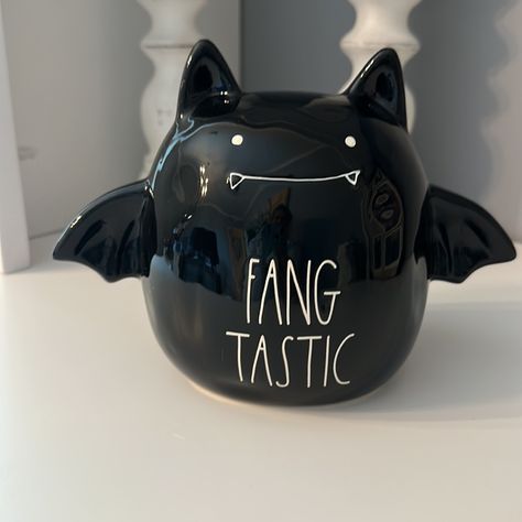 Rae Dunn Fang Tastic Black Bat Figurine Home Dcor 6.5 X 4.5 X 8" Artisan Collection By Magenta New With Factory Packaging Will Ship Double Boxed Whimsical Halloween Dcor Rae Dunn’s ‘Fang Tastic’ Figurine Glazed Ceramic Bat Figurine, Bat Decor, Pumpkin Planter, Halloween Wood Signs, Christmas Cookie Jars, Rae Dunn Halloween, Ceramic Birdhouse, Christmas Bowl, Bunny Treats