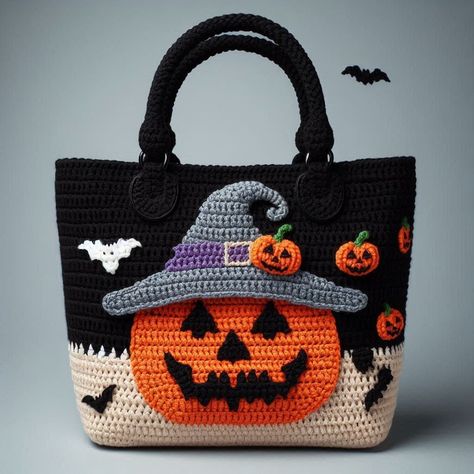 Crochet Halloween tote bag with pumpkin face, witch's hat, and bat motifs. Perfect for trick-or-treating or Halloween parties. Sac Halloween, Mochila Crochet, Crochet Backpack Pattern, Accessoires Barbie, Crochet Halloween, Crochet Backpack, Halloween Crochet Patterns, Halloween Tote Bag, Backpack Pattern