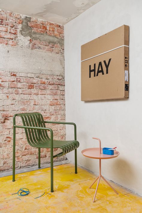 HAY opens the first Italian flagship store in Milan Hay Interior, Hay Store, Secret Garden Parties, Photo Mood, Hay Design, Store Interiors, Desk Ideas, Inspirational Design, Book Layout