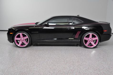 Black and pink Camaro Black Car With Pink Rims, Black Car Pink Interior, Pink Rims Black Car, Black Car Pink Accents, Black And Pink Camaro, Black Car With Pink Accents, Black And Pink Car Interior, Pink And Black Car Interior, Pink And Black Car