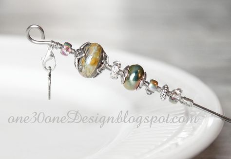 Lampwork Bead Cake Tester Bliss-Ranch.com How To Make Beaded Cake Testers, Diy Beaded Cake Tester, How To Make Roach Clips With Beads, Cake Testers Beaded, Jewelry Making Tutorials Craft Fasteners & Closures, Jewelry Tutorials Free, Lamp Work Bead Earrings, Quilter Gifts, Diy Money