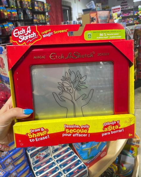 From magic screen to iconic red frame: The Etch A Sketch started as a French electrician's invention, "L'Ecran Magique," in the 1950s. It took a chance by the Ohio Art Company of Bryan, Ohio, and a catchy name to turn it into a must-have toy by 1960! ✨ #EtchASketch #ohiohistory #nostalgia Screen Drawing, Magic Screen, Childrens Christmas Gifts, Etch A Sketch, Drawing Toys, Screen Free Activities, Nostalgic Gifts, Fine Motor Skills Activities, Gift Drawing