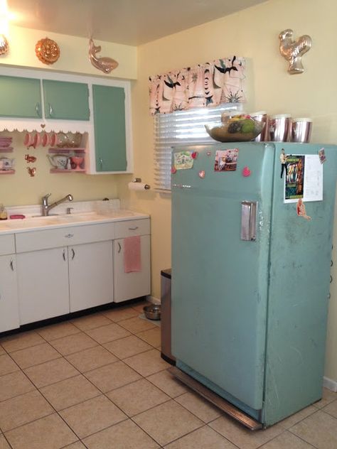 The Rockabilly Socialite: Rockabilly and Vintage Lifestyle Blog: Our Home: Before and After UPDATED! Rockabilly Kitchen, 1940 Kitchen, Blue Fridge, 1950 Kitchen, Rental Friendly, Retro Kitchens, Mcm Kitchen, 1950s Kitchen, Turquoise Kitchen