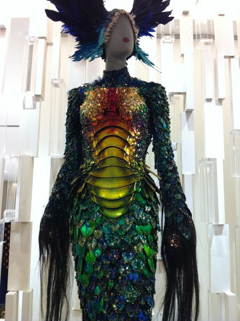 This is the Chimera Dress by Thierry Mugler in his Fall/Winter 1997 Show. I found a small pic of a close up detail and knew I must have it all. Picture 2 Dragon Scale Dress, Dragon Scale Armor, Sarah Harris, Dragon Costume, Dragon Scales, Idee Cosplay, Concept Clothing, Dragon Scale, Design Clothes