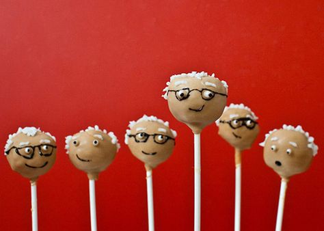 inspiration for Einstein Cake pops Old Man Cake, White Haired Man, Man Cakes, Man With Glasses, Senior Party, Senior Crafts, 80 Birthday, 60 Birthday, 80 Birthday Cake