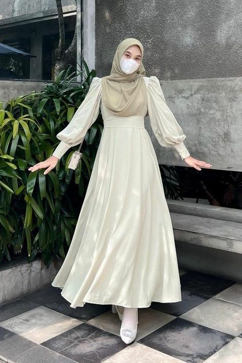 [PaidLink] 94 Most Pinned Muslim Fashion Dress Abayas Insights To Save Right Now #muslimfashiondressabayas Muslim Fashion Dress Abayas, Pola Kaftan, Coquette Hijab, Model Baju Hijab, Kaftan Hijab, Non Hijab, Gamis Simple, Dress Coquette, Dress Muslim Modern