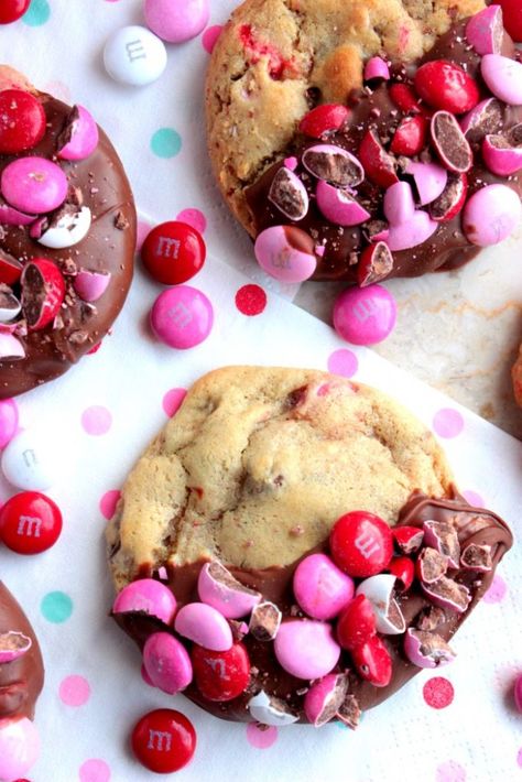 Meal Plan Monday Valentines Cookies Chocolate Chip, Cookie Valentines, Heart Chocolate Chip Cookies, Chocolate Chip Cookies Valentines Day, Chocolate Chip Cookies Dipped In Chocolate, Valentines Choc Chip Cookies, Valentines Cookie, Valentines M&m Cookies, Valentines Day Chocolate Chip Cookies