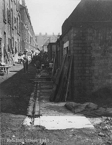 Old Liverpool, Liverpool Town, Air Raid Shelter, Liverpool History, Victorian Life, Leeds City, British Architecture, Reading Street, Liverpool Home