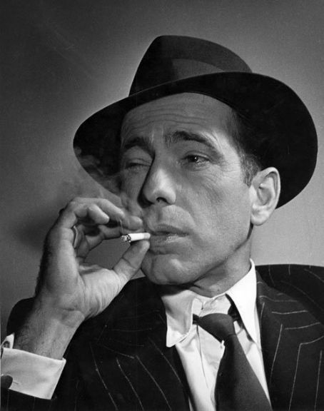 Luke Ayres - 6007: Film Noir - Similar Products - Conventions of ... Bogie And Bacall, Bogart And Bacall, Lauren Bacall, Humphrey Bogart, Hollywood Legends, Golden Age Of Hollywood, Hollywood Actor, Classic Films, Vintage Hollywood