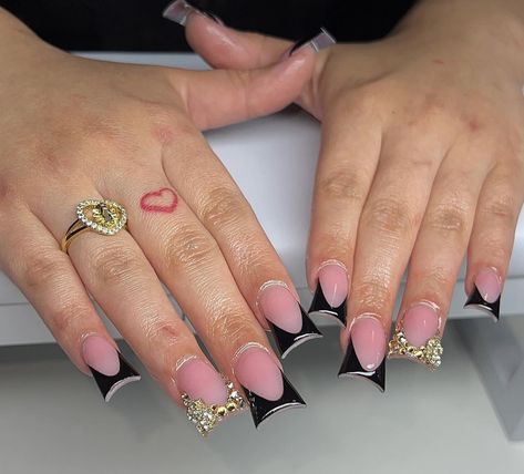 Short Duck Nails, French Tip Short, Black French Tip, Super Cute Nails, Duck Nails, Summery Nails, French Tip Acrylic Nails, Classy Acrylic Nails, Classic Nails