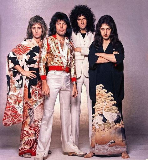 Queen Inspired Outfits, Queen Videos, Queen Poster, Ben Hardy, Queen Photos, Roger Taylor, Queen Pictures, Queen Freddie Mercury, British Invasion