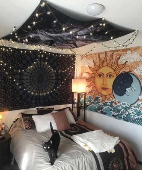 Hipster Decor, Hippy Room, Hipster Style, Dorm Room Essentials, Indie Room, Redecorate Bedroom, Dreamy Room, Teen Bedroom Decor, Hipster Fashion