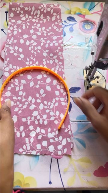 Unique Stitches, Hair Accessories Diy Headband, Stylish Sleeves, Simple Long Dress, Diy Hair Accessories Ribbon, Bridal Gift Wrapping Ideas, Sewing Easy Diy, Fabric Flower Brooch, Sewing Tutorials Clothes