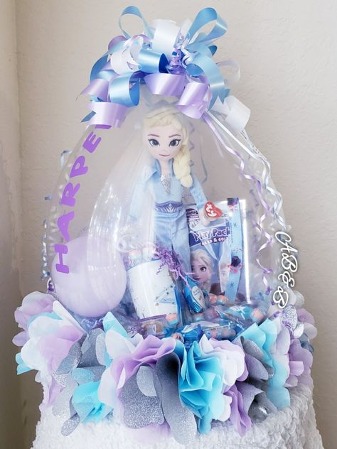 A gift idea! Bring the magic of Elsa to a birthday or any special celebration with our Elsa Stuffed Balloon!
#frozenelsastuffedballoon Frozen Balloon Bouquet, Birthday Stuffed Balloons, Elsa Balloon Bouquet, Stuffed Balloon Ideas Gifts Christmas, Ballon Stuffing Ideas, Stuffed Balloon Ideas Gifts, Balloon Arrangements, Bubble Balloons, Balloon Gift