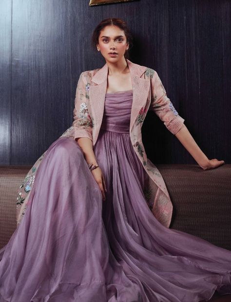 January 2020 Girls Fasion, Aditi Rao Hydari, Man Magazine, Aditi Rao, Black Ball Gown, Gown Party Wear, Desi Fashion Casual, Tassels Fashion, Designer Dresses Casual