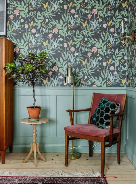 Swedish Living Room, Mint Green Kitchen, Room Moodboard, Swedish Wall, Swedish Home, Yellow Curtains, Green Kitchen Cabinets, Daisy Wallpaper, Wooden Floorboards