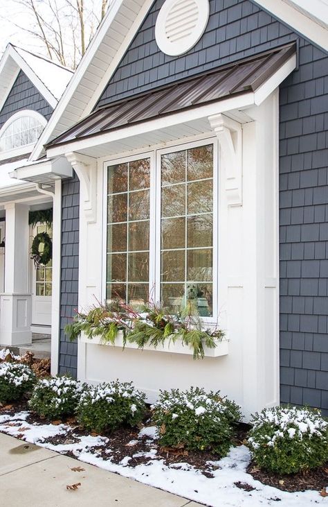 Gray and white Christmas front porch decor and winter window box ideas Bay Window Exterior, Winter Window Boxes, Lilypad Cottage, Winter Window, Lake Front, Cottage Exterior, Christmas Front Porch, Porch Christmas, Exterior Makeover