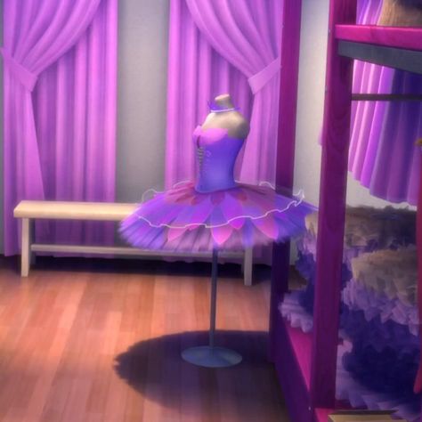 Barbie In The Pink Shoes Aesthetic, Pink Shoes Aesthetic, Barbie Props, Barbie Slay, Barbie In The Pink Shoes, Og Barbie, Barbie Aesthetics, Princess Charm School, Barbie Dresses