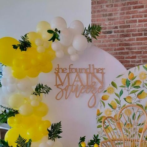 She Found Her Main Squeeze Backdrop, Main Squeeze Balloon Garland, Main Squeeze Bridal Shower Balloon Arch, Lemon Bridal Shower Backdrop, Mommy’s Main Squeeze, She Found Her Main Squeeze Bridal Party Oranges, Shower Rings, Bridal Shower Backdrop, Backdrops For Parties