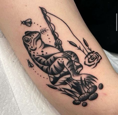 Fishing Frog Tattoo, Frog Fishing Drawing, Trad Animal Tattoo, Frog Traditonal Tattoo, Trad Frog Tattoo, American Traditional Frog Tattoo, Frog Tattoo Traditional, Frog Flash Tattoo, Fishing Tattoo Ideas