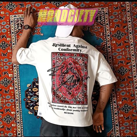 RISE T-SHIRT OVERSIZED maddsummer collection available now ! @maddciety XS S M L XL XXL XXXL Order now !! To order dm us on ig or on WhatsApp +212625880277 T Shirts Design Ideas Creative, Creative Tshirt Design, T Shirt Design Ideas Creative, Fashion Marketing Campaign, Paint Shirts, Aesthetic T Shirts, Creative Tshirt, Fashion Marketing, Tee Shirt Designs