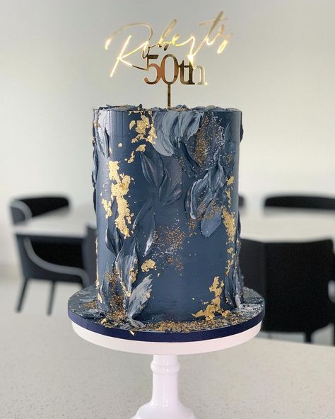 Cake For 90th Birthday Man, Cake Decor Ideas For Men, Royal Blue And Gold Cake Birthday, Navy And Gold Cake For Men, Navy And Gold Birthday Cake, Black And Blue Cake, Blue And Black Cake, Navy Blue And Gold Cake, Male Birthday Cake