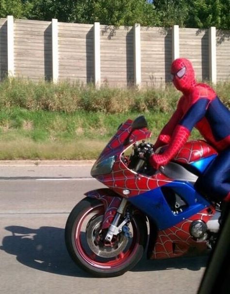 YES. Blue Ghost Rider, Welcome Photos, Road Pictures, Image Spiderman, Spiderman Theme, Kawasaki Bikes, Image Moto, Funny People Pictures, Kids Toys For Boys