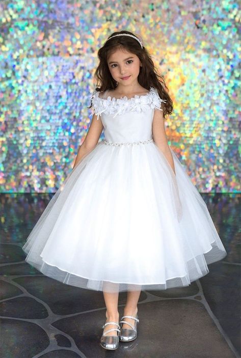 Prom Dress Trends, Holy Communion Dresses, Girls Ball Gown, Mary's Bridal, Bow Sash, First Communion Dress, White Flower Girl Dresses, First Communion Dresses, Girls Formal Dresses