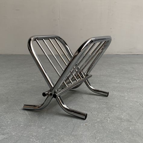 Chrome Magazine Rack, Chrome Home Decor, Room Recor, Vintage Minimalism, Chrome Furniture, Metal Magazine Rack, Chrome Decor, Vintage Magazine Rack, 60s Interior