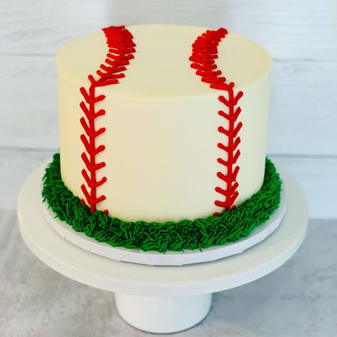 All buttercream piped baseball cake! By Kemper Kakes #cake #baseballcake #buttercreamcake Baseball Cake Ideas, Baseball Birthday Cakes, Racing Cake, Baseball Cake, Happy 15th Birthday, Cookie Cake Pie, Boy Birthday Party Themes, Baseball Birthday Party, 9th Birthday Parties